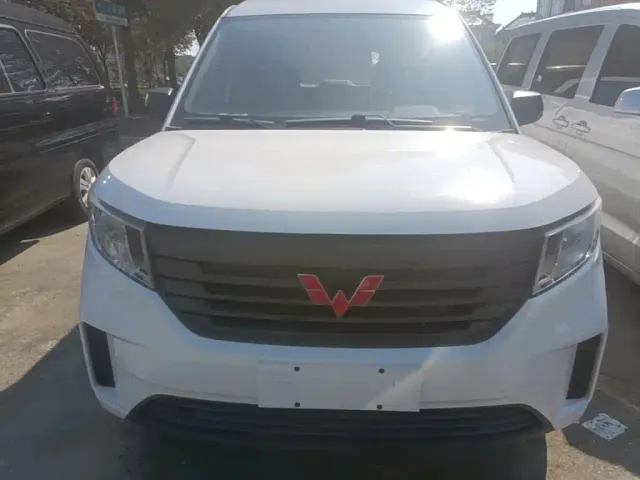 Wuling Zhengcheng — Фото автомобиля 2