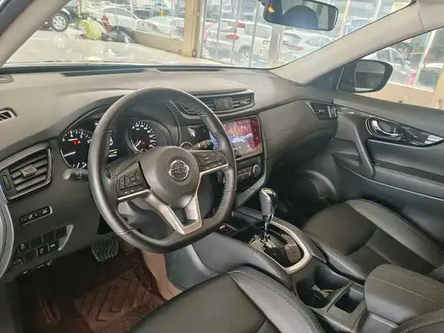 Nissan X-Trail — Фото автомобиля 18