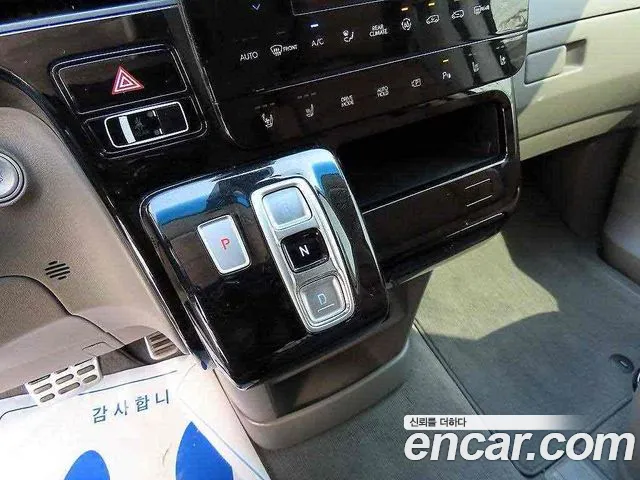 Hyundai Staria — Фото автомобиля 13