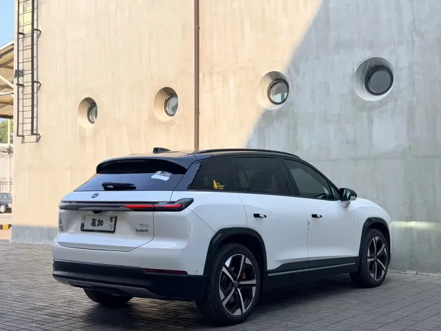 Nio ES7 — Фото автомобиля 5