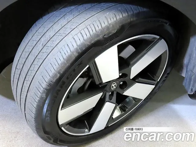 Hyundai Santa Fe MX5 — Фото автомобиля 20