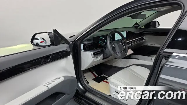 Hyundai Grandeur GN7 — Фото автомобиля 15