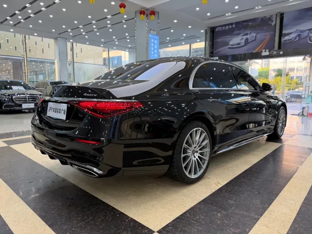 Mercedes-Benz S-Class — Фото автомобиля 28