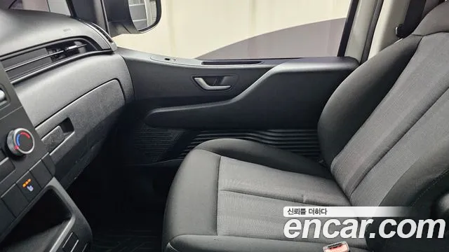 Hyundai Staria Staria Карго 5 мест — Фото автомобиля 25