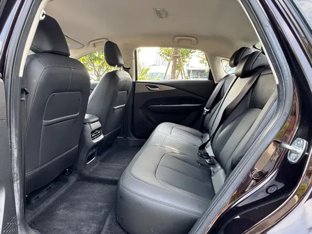 Wuling Starlight — Фото автомобиля 13