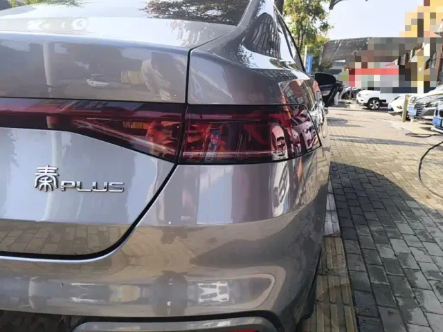 BYD Qin PLUS — Фото автомобиля 7