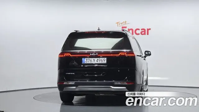Kia Canival Carnival 4 поколение Дизель 9 мест Signature — Фото автомобиля 4