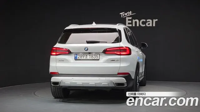BMW X5 — Фото автомобиля 4