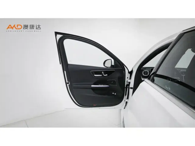 Mercedes-Benz C-Class — Фото автомобиля 10