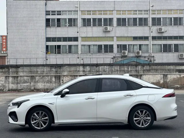 GAC Aion S — Фото автомобиля 7