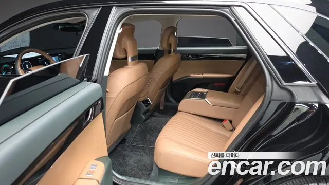 Hyundai Grandeur Grandeur (GN7) 3.5 Бензин 4WD — Фото автомобиля 12