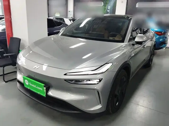 Фотография автомобиля — Onvo L60