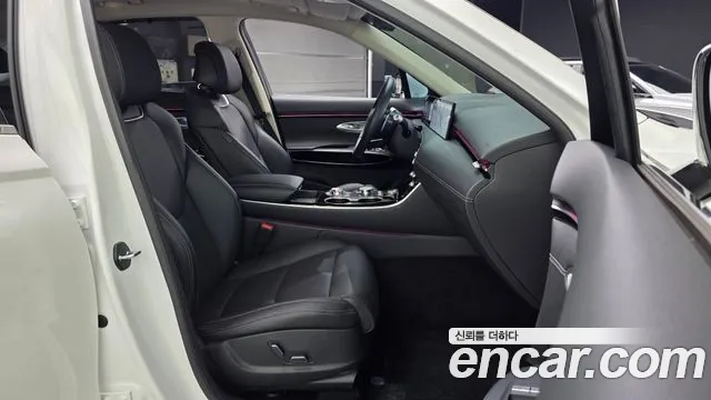 Genesis GV70 2.5T Бензин AWD — Фото автомобиля 11