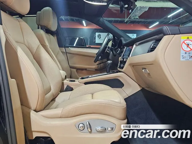 Porsche Macan — Фото автомобиля 13