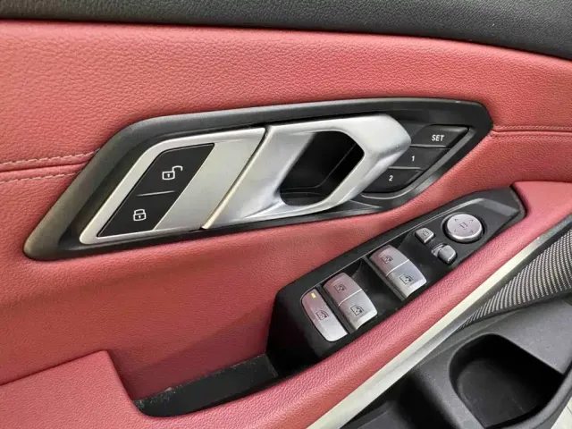 BMW 3 Series — Фото автомобиля 9