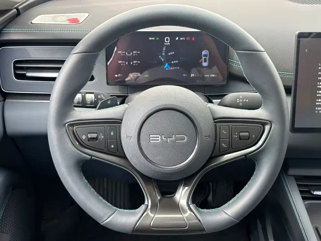 BYD Seal 06 DM-i Touring — Фото автомобиля 15