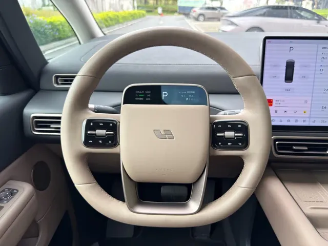 Li Auto MEGA — Фото автомобиля 24