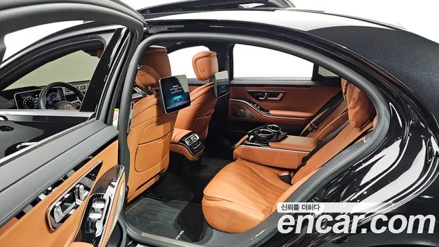 Mercedes-Benz S-Class W223 — Фото автомобиля 17