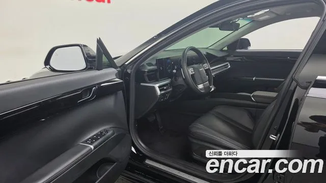 Hyundai Grandeur Grandeur (GN7) 2.5 Бензин 2WD — Фото автомобиля 8
