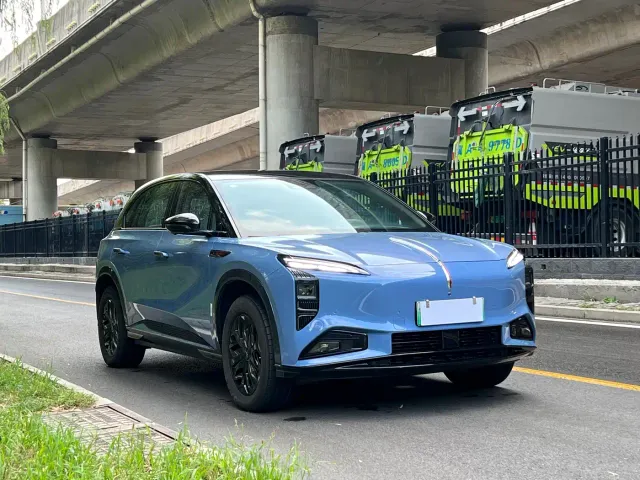 Hongqi Tian Gong 08 — Фото автомобиля 3