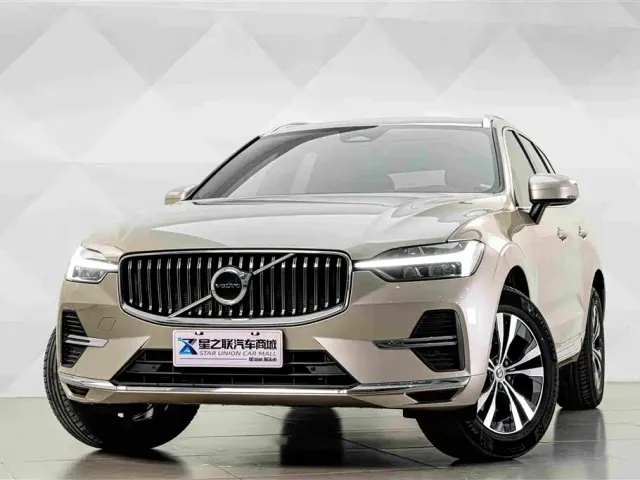 Volvo XC60 — Фото автомобиля 3