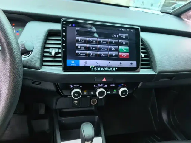 Honda Fit — Фото автомобиля 12