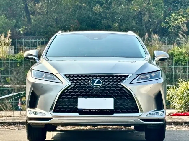 Lexus RX — Фото автомобиля 2