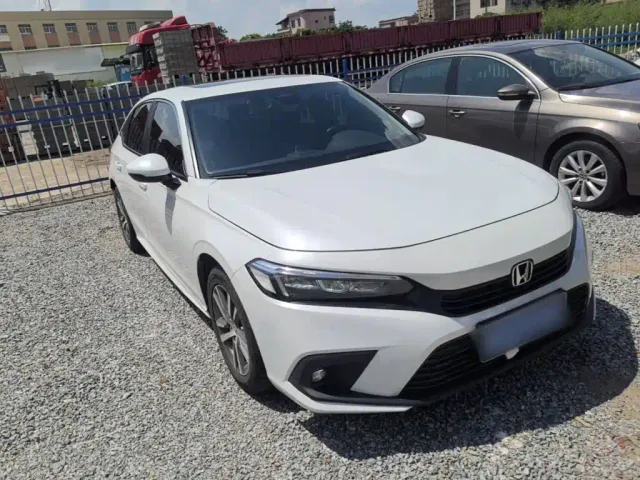 Honda Civic — Фото автомобиля 3