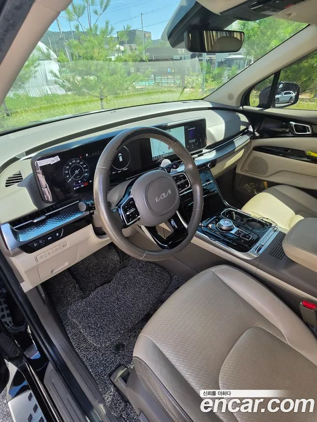 Kia Carnival 4th Gen — Фото автомобиля 5