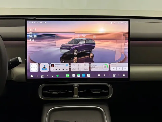 Leapmotor B10 — Фото автомобиля 7