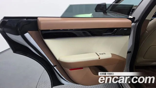 Hyundai Grandeur GN7 — Фото автомобиля 14