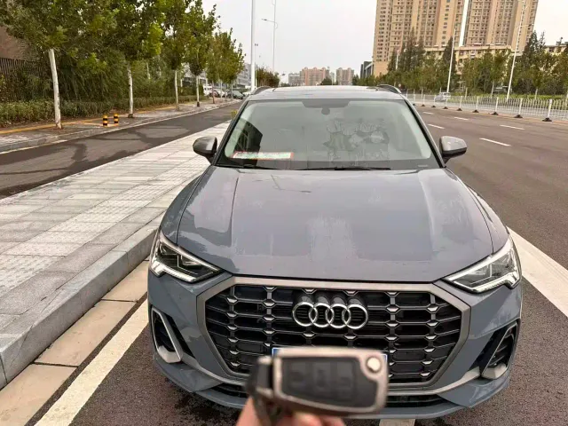 Audi Q3 — Фото автомобиля 2