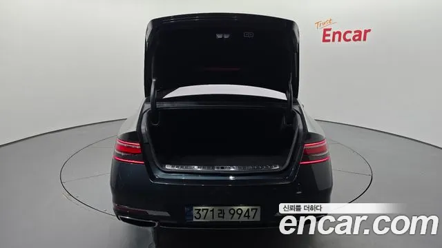 Genesis G90 Бензин 3.5 турбо AWD — Фото автомобиля 15