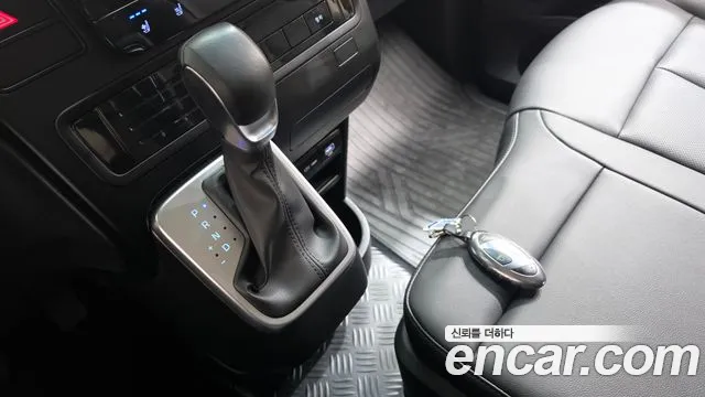 Hyundai Staria — Фото автомобиля 9