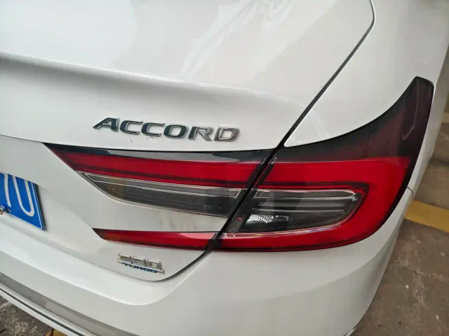 Honda Accord — Фото автомобиля 9