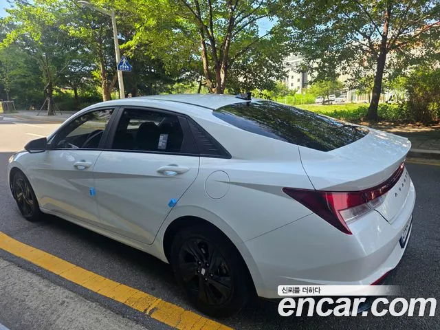 Hyundai AVANTE Avante (CN7) — Фото автомобиля 5