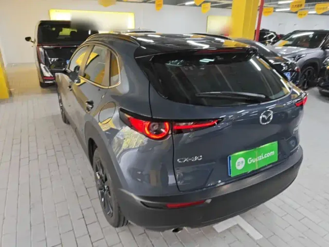 Mazda CX-30 — Фото автомобиля 4