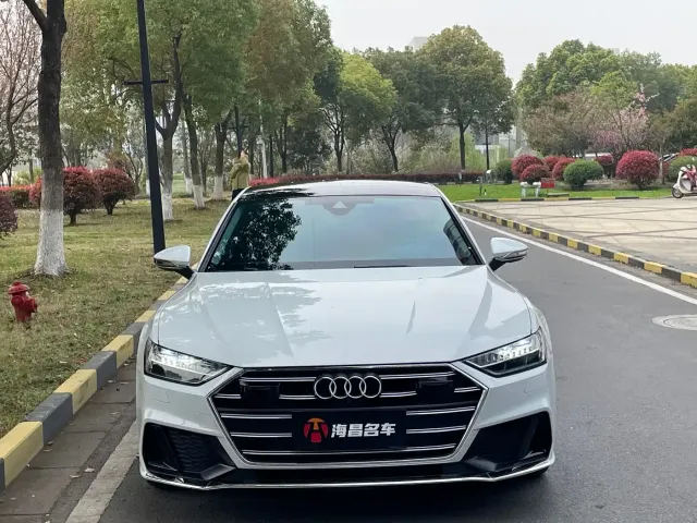 Audi A7 — Фото автомобиля 2