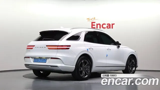 Genesis GV70 Electrified — Фото автомобиля 2