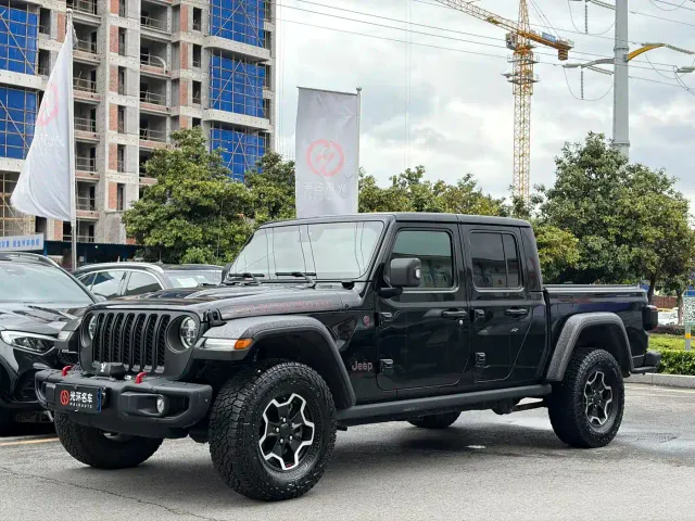 Фотография автомобиля — Jeep Gladiator