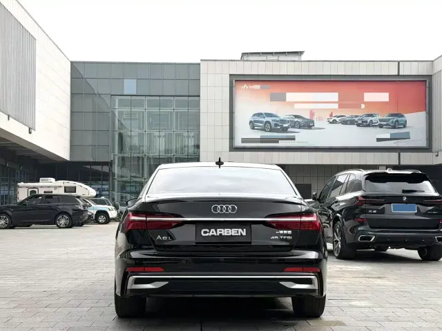 Audi A6L — Фото автомобиля 11