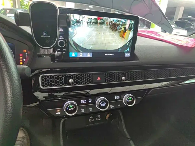 Honda Civic — Фото автомобиля 12