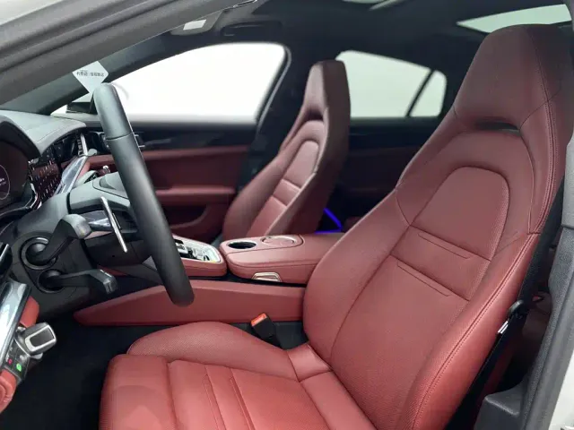 Porsche Panamera — Фото автомобиля 16