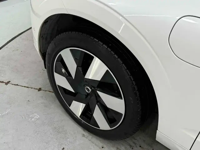 Volvo XC60 — Фото автомобиля 20