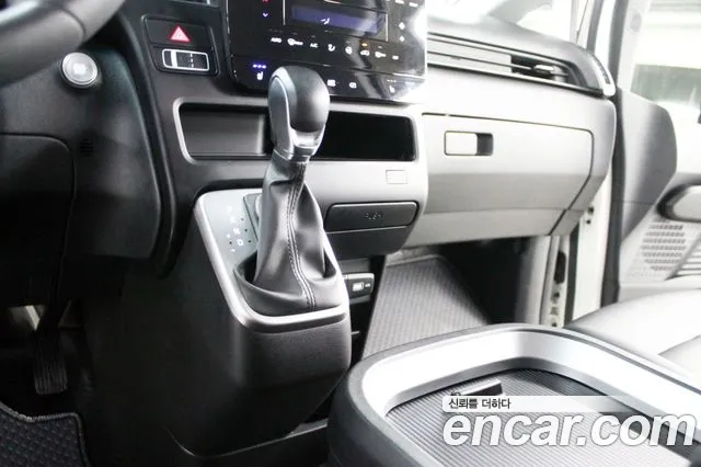 Hyundai Staria — Фото автомобиля 15