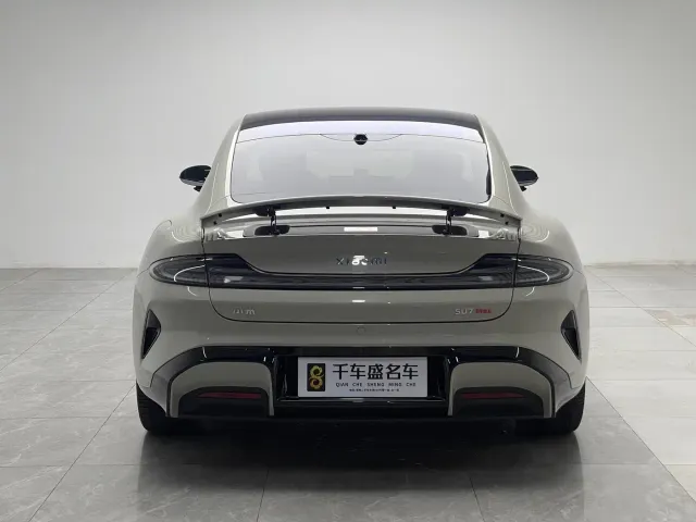 Xiaomi SU7 — Фото автомобиля 5