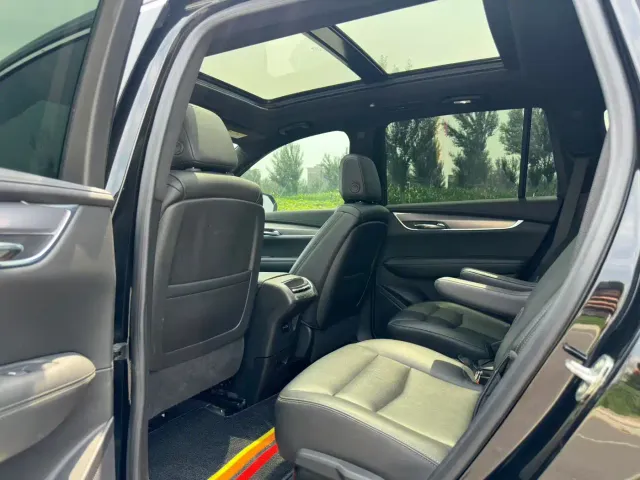 Cadillac XT6 — Фото автомобиля 5