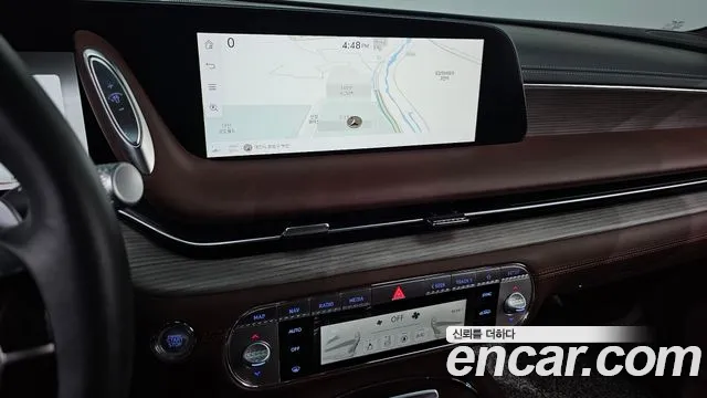 Genesis G90 Бензин 3.5 турбо AWD — Фото автомобиля 17