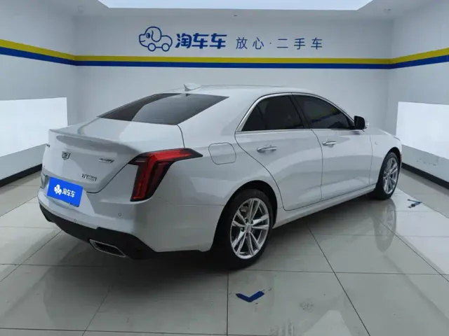 Cadillac CT4 — Фото автомобиля 3