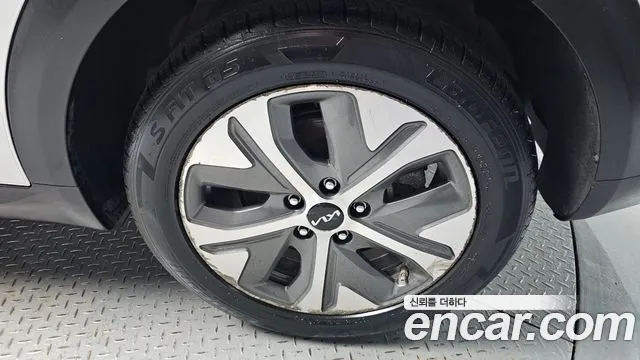 Kia Niro Niro Plus Earth — Фото автомобиля 5